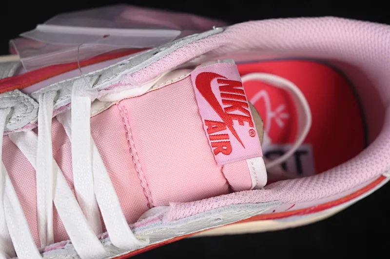 All categories Air Jordan Jordan series basketball shoes Air Jordan 1 Low ZG version Travis Scott x Air Jordan 1 Low OG AJ1 Joe 1 undercut low top full head layer IQ7604-101